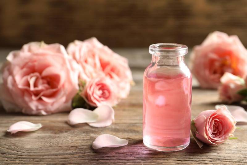 Rose Water Benefits for Eyes: Refresh and Revive